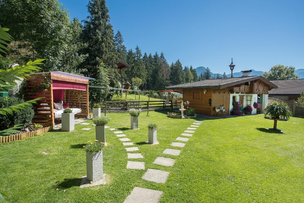 Gaestehaus Waldrand Garni ヴィージング エクステリア 写真