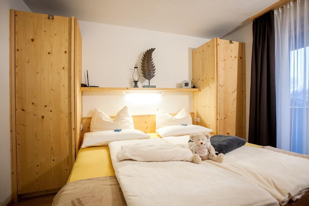 Gaestehaus Waldrand Garni ヴィージング エクステリア 写真