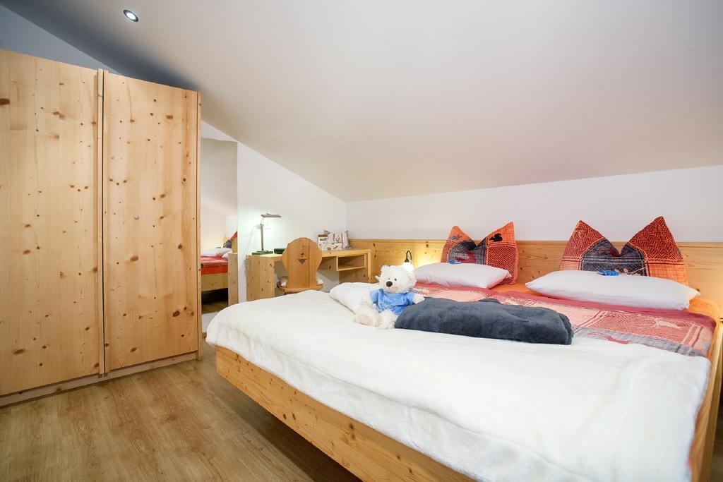Gaestehaus Waldrand Garni ヴィージング エクステリア 写真