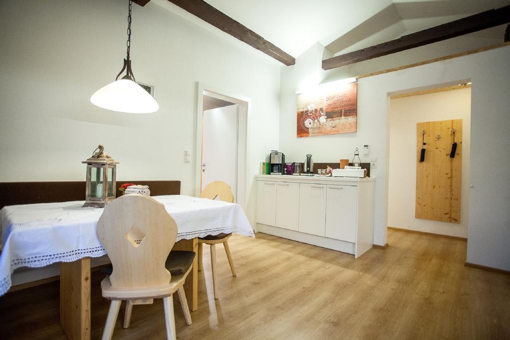 Gaestehaus Waldrand Garni ヴィージング エクステリア 写真
